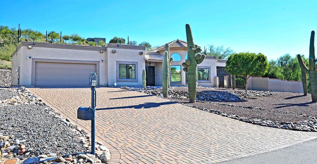 Image 3 of property listing at 4162 N Calle Vista Ciudad, Tucson, AZ 85750