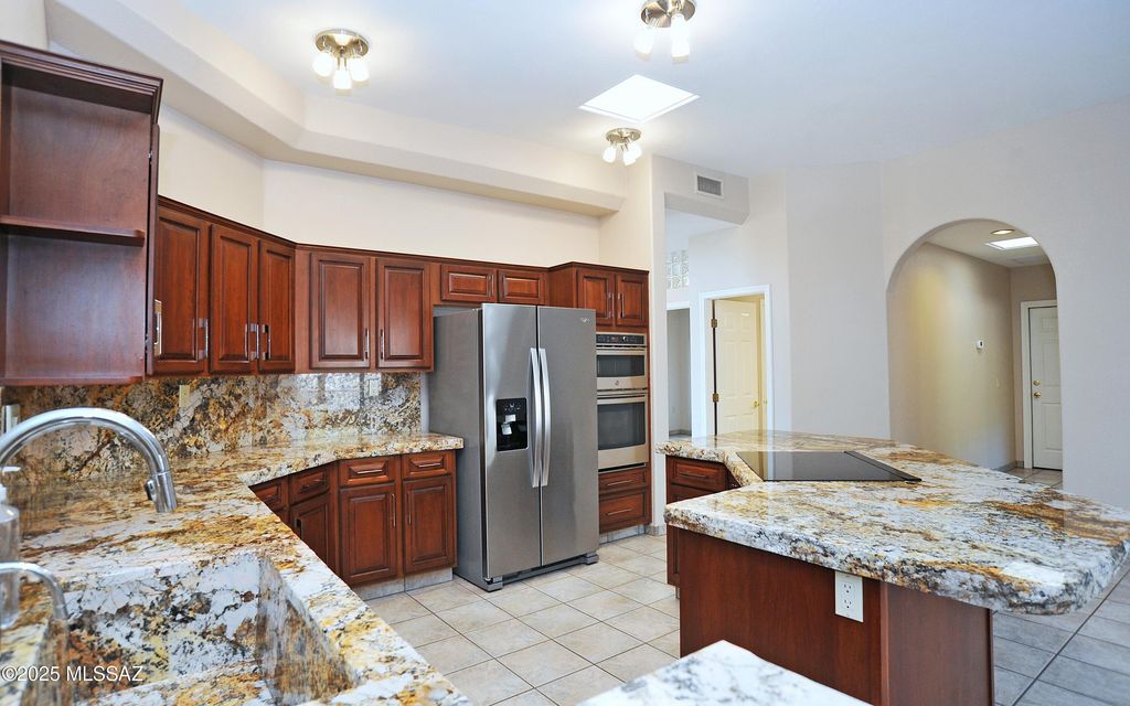 Image 7 of property listing at 4162 N Calle Vista Ciudad, Tucson, AZ 85750