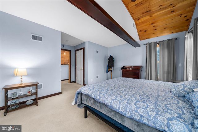 28 HIGH VIEW LN, Mertztown, PA 19539