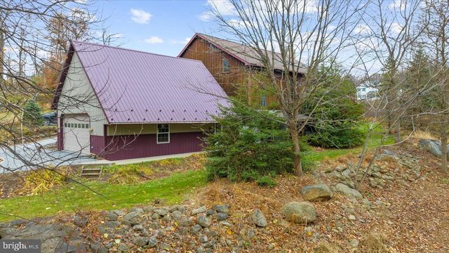 28 HIGH VIEW LN, Mertztown, PA 19539