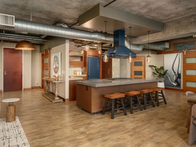877 Island Ave 906, San Diego, CA 92101