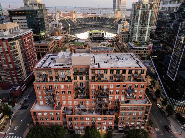 877 Island Ave 906, San Diego, CA 92101