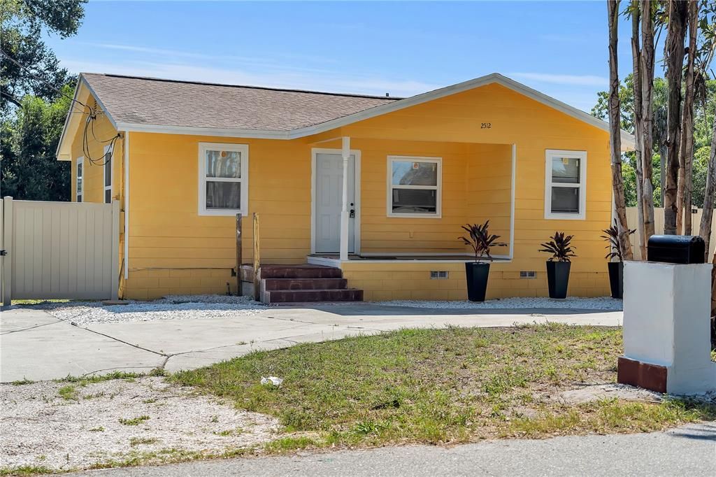 2512 3RD AVENUE E, Palmetto, FL 34221