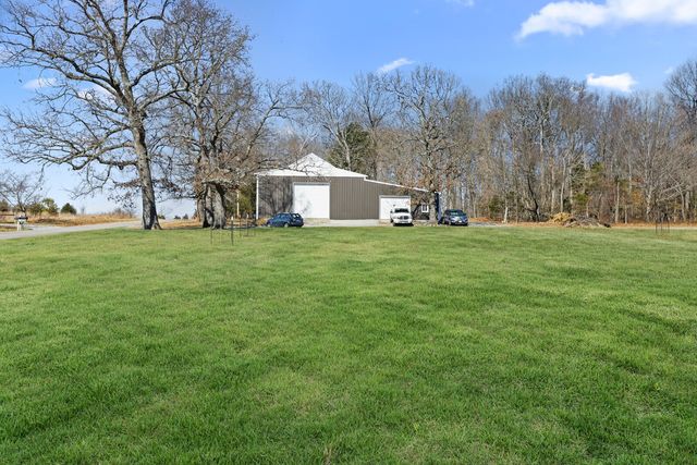 620 Cook Rd, Portland, TN 37148