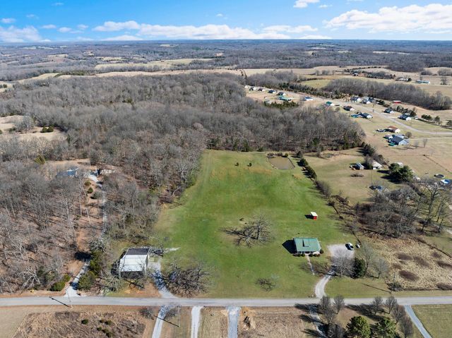 620 Cook Rd, Portland, TN 37148