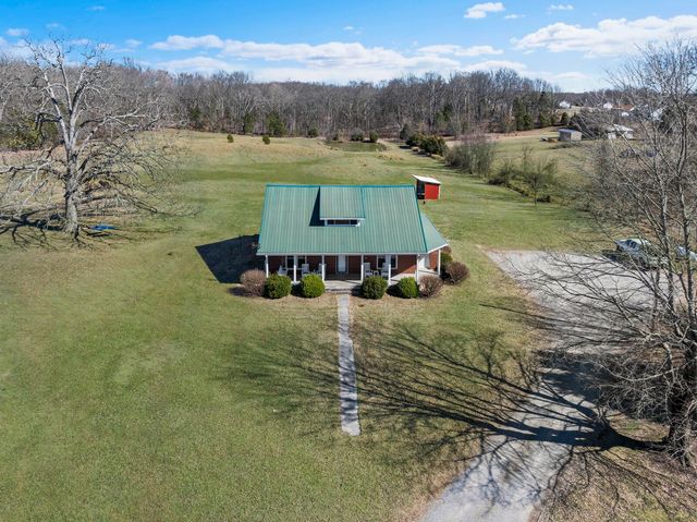 620 Cook Rd, Portland, TN 37148