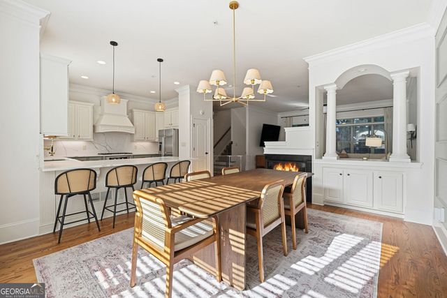 934 Delaronde Court, Atlanta, GA 30328