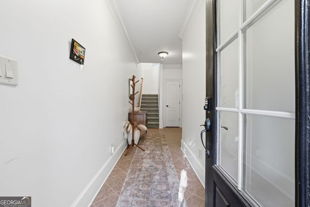 934 Delaronde Court, Atlanta, GA 30328