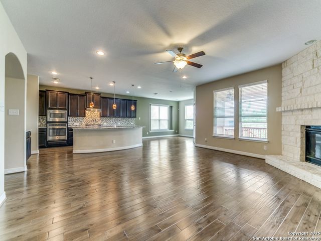 12211 Upton Park, San Antonio, TX 78253