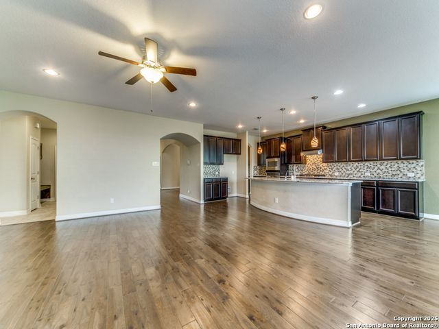 12211 Upton Park, San Antonio, TX 78253