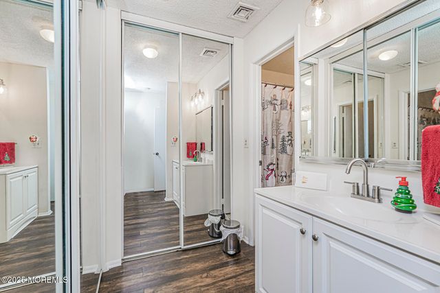 732 Ralston Plaza 732A, Monroe, NJ 08831