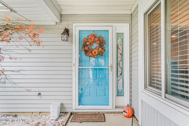 732 Ralston Plaza 732A, Monroe, NJ 08831