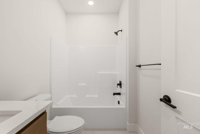 365 S Radiator Rd, Boise, ID 83716
