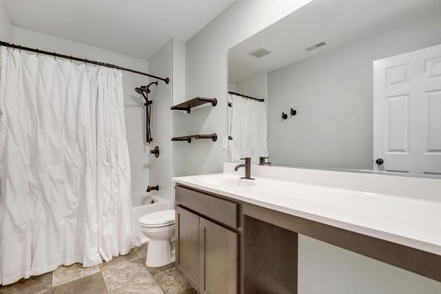 2184 W 129th Place, Crown Point, IN 46307