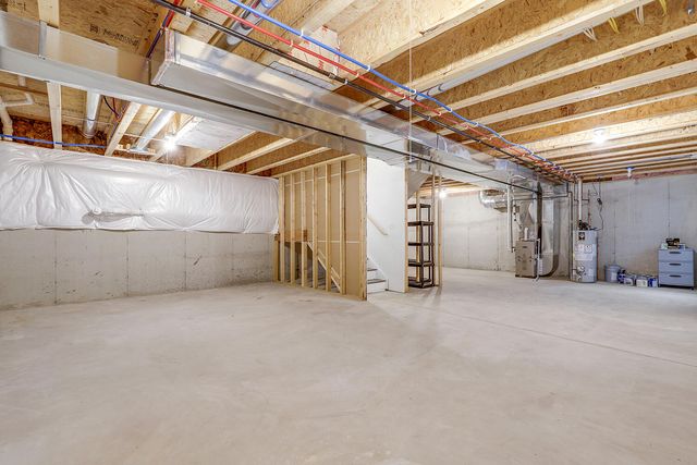 2184 W 129th Place, Crown Point, IN 46307