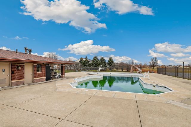 2184 W 129th Place, Crown Point, IN 46307