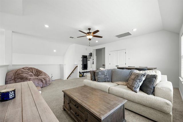 406 Bluejack WAY, Hutto, TX 78634