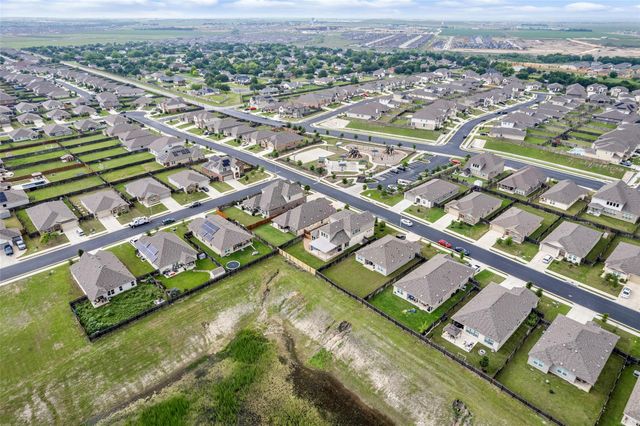 406 Bluejack WAY, Hutto, TX 78634