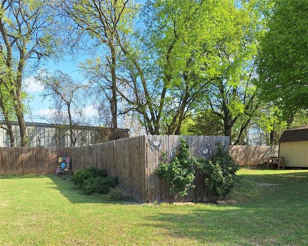 200 W 7th Street, Stratford, OK 74872