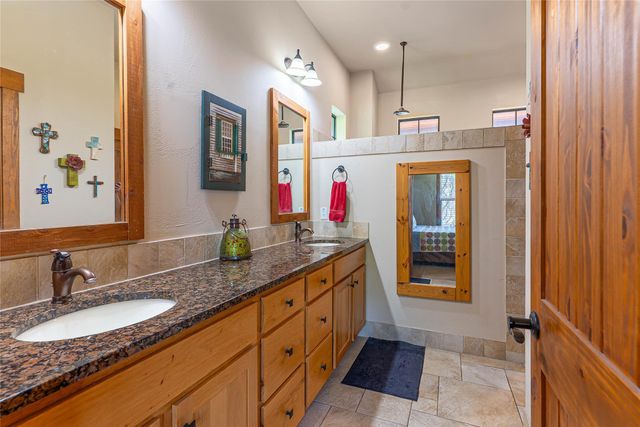 7404 Calming CT, Jonestown, TX 78645