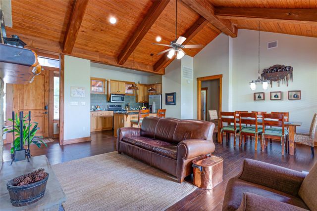 7404 Calming CT, Jonestown, TX 78645