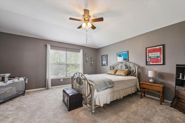 1041 Riverwood Drive, Dickinson, TX 77539