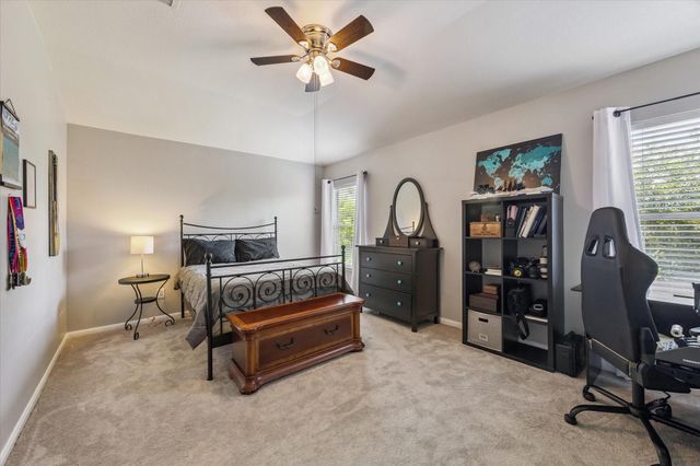 1041 Riverwood Drive, Dickinson, TX 77539