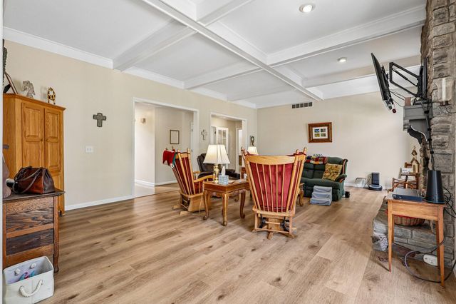 8229 Woodcreek Drive, Florence, KY 41042