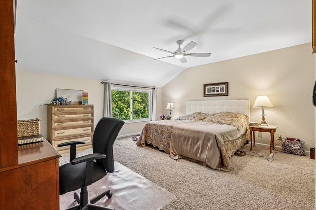 8229 Woodcreek Drive, Florence, KY 41042