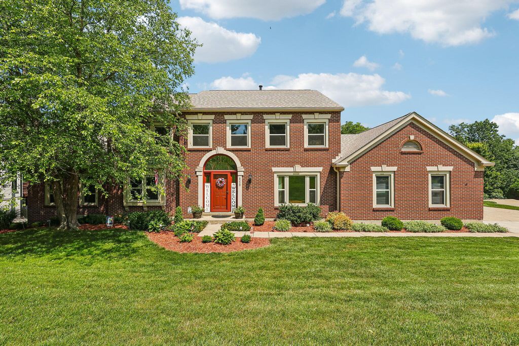 8229 Woodcreek Drive, Florence, KY 41042