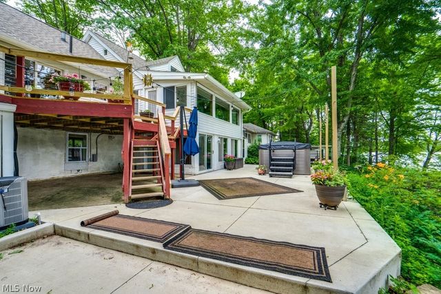 7460 State Route 43, Kent, OH 44240