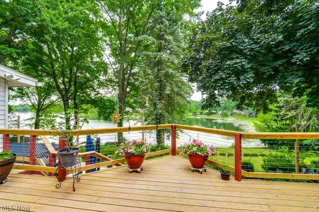 7460 State Route 43, Kent, OH 44240