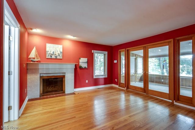 7460 State Route 43, Kent, OH 44240
