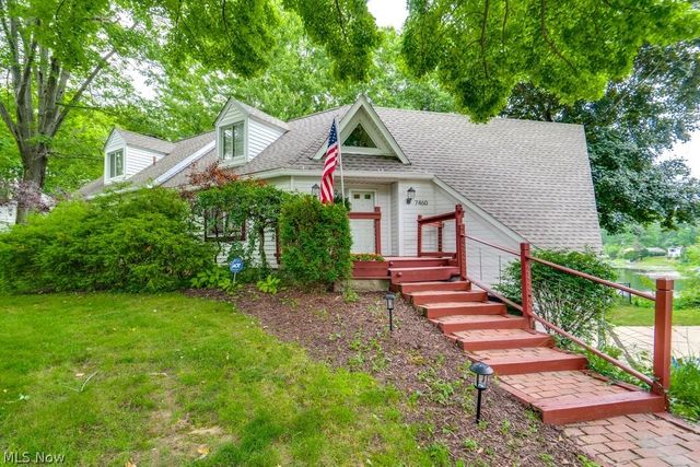 7460 State Route 43, Kent, OH 44240