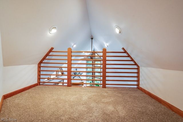 7460 State Route 43, Kent, OH 44240