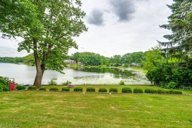 7460 State Route 43, Kent, OH 44240