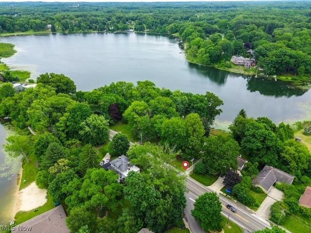 7460 State Route 43, Kent, OH 44240
