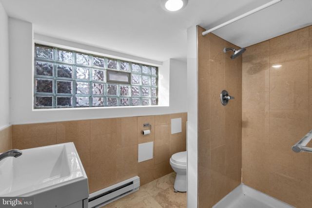 6639 N FAIRHILL ST, Philadelphia, PA 19126