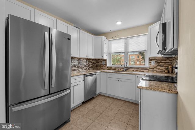 6639 N FAIRHILL ST, Philadelphia, PA 19126