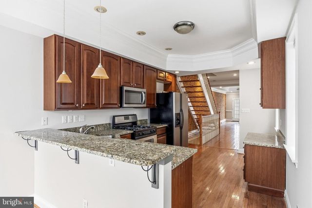 109 FORT AVE W, Baltimore, MD 21230