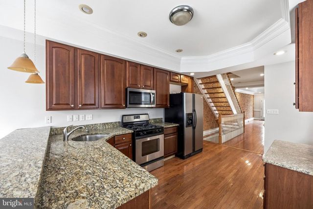 109 FORT AVE W, Baltimore, MD 21230