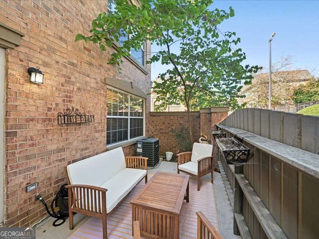 6980 Roswell Road M1, Atlanta, GA 30328