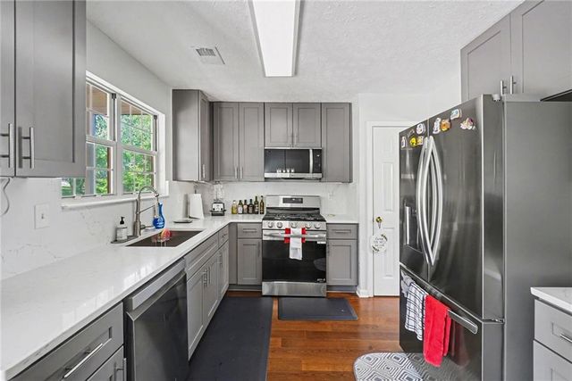 1320 Primrose Drive, Roswell, GA 30076