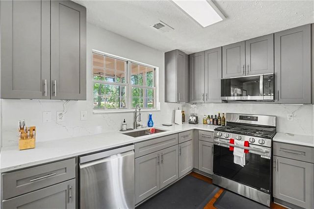 1320 Primrose Drive, Roswell, GA 30076