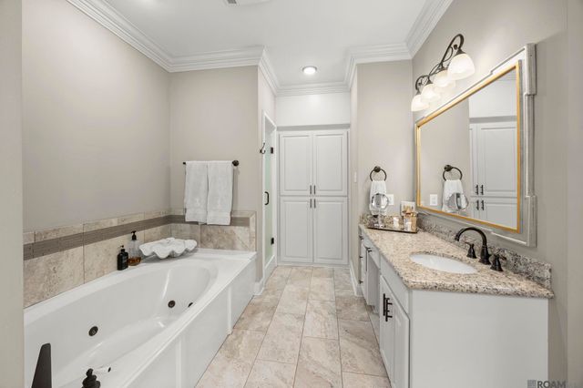 6233 Krista Ln, Baton Rouge, LA 70808