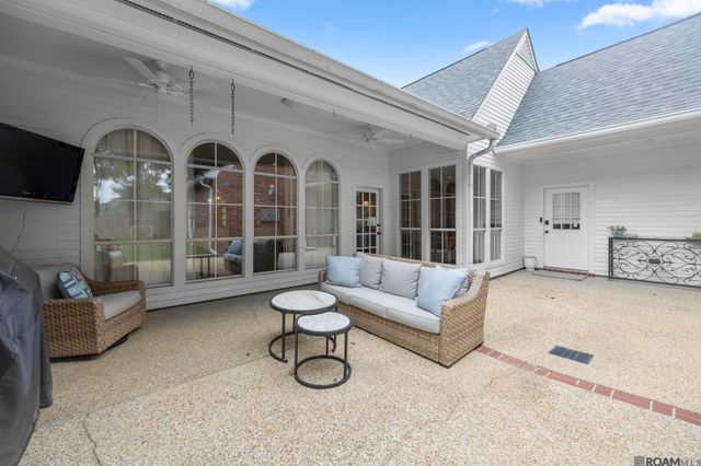 6233 Krista Ln, Baton Rouge, LA 70808
