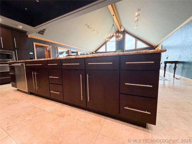 29062 S 558 Road, Park Hill, OK 74451