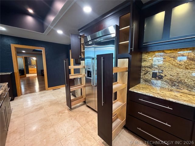 29062 S 558 Road, Park Hill, OK 74451