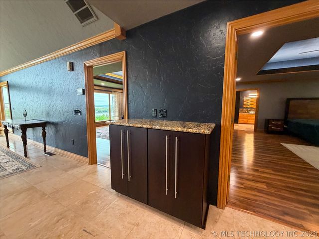 29062 S 558 Road, Park Hill, OK 74451
