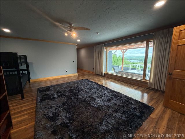 29062 S 558 Road, Park Hill, OK 74451